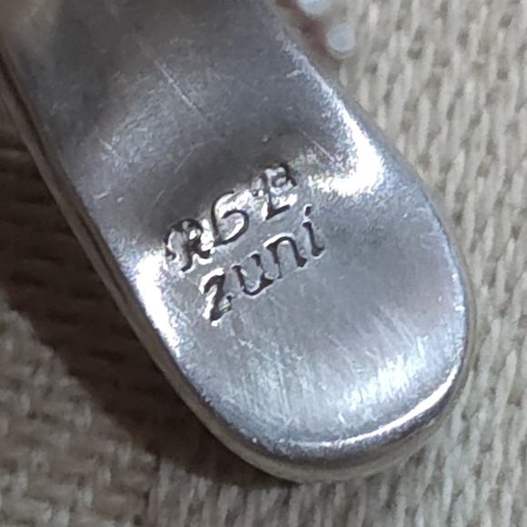 ZUNI NAVAJO  VINTAGE DESIGNER EARRINGS AND BRACELET  HERBERT TSOSIE STERLING 925 - Picture 5 of 5